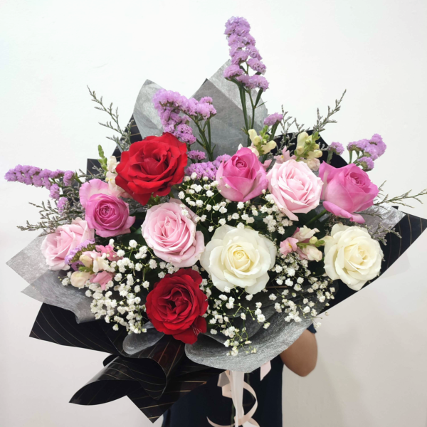 Hand Bouquet - Elegant Garden