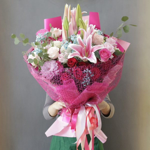 Hand Bouquet - Artistry of Love